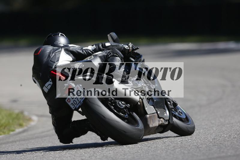 Archiv-2025/48 25.08.2025 Cornu Master School ADR/rot-rouge/34